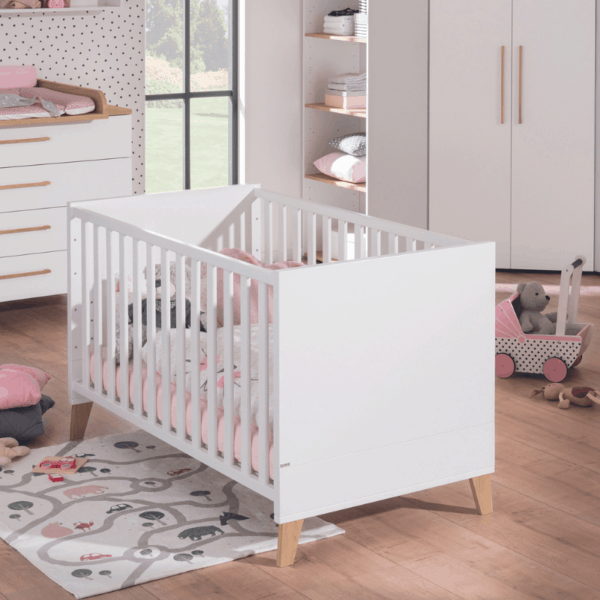 Oscar cot bed